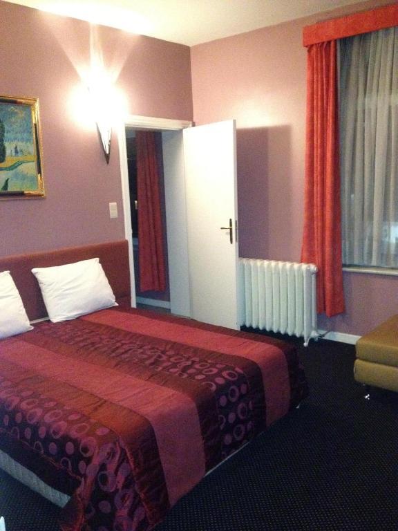Hotel Stalingrad 布鲁塞尔 外观 照片
